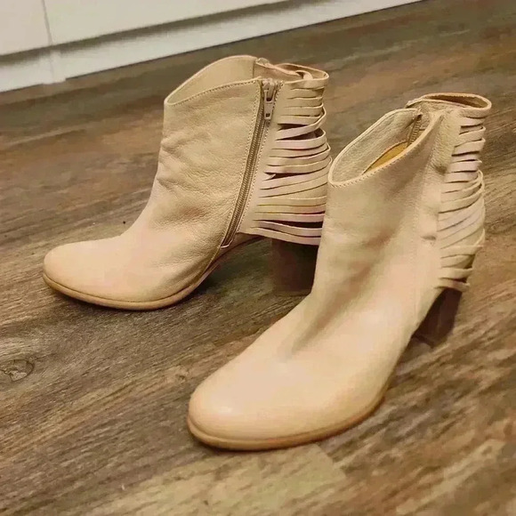 Sundance Italian leather Western strappy block Heel Booties size EU 40 us 9 - Picture 3 of 6